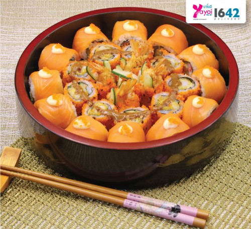 เซตแซลมอนมากิและสไปซี่เอบิ